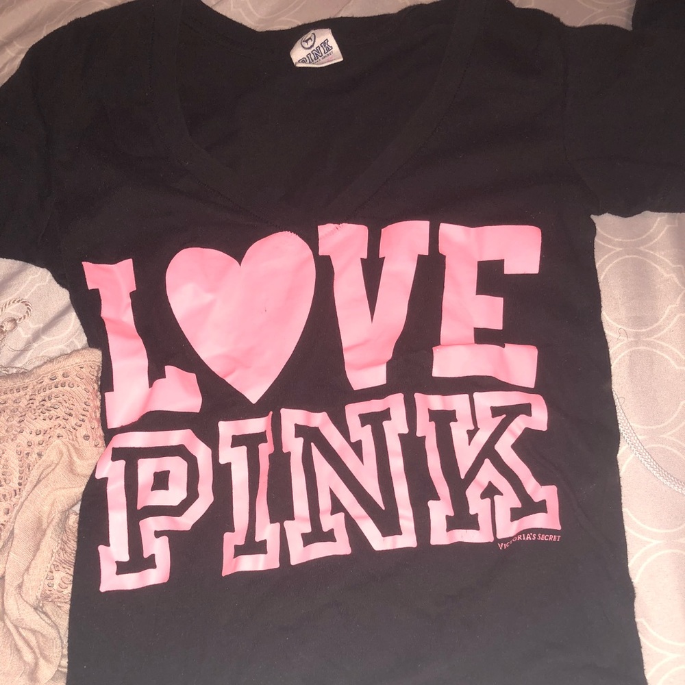 Pink v neck tee